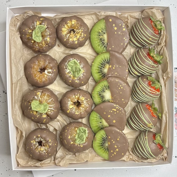 Большой набор сочный микс в шоколаде